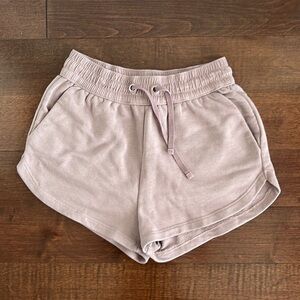 H&M mauve purple pink shorts